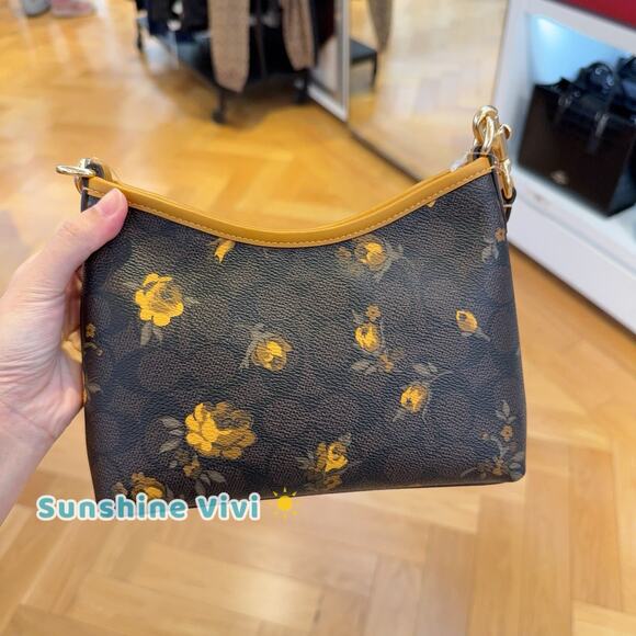 NWT Coach Laurel Small Shoulder Bag Signature Canvas With Floral CCF17 Yellow - Picture 1 of 6